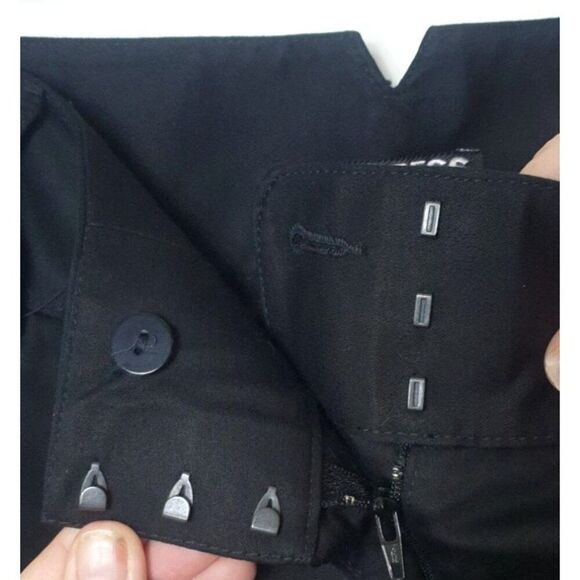 Express Womens Black Cuffed Shorts Size 6 Dressy Pockets Belt Loops Formal - Picture 5 of 7